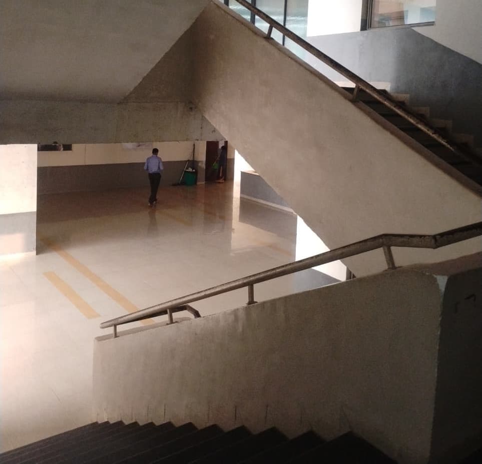 DY Patil University Pune Academic Building photo 30